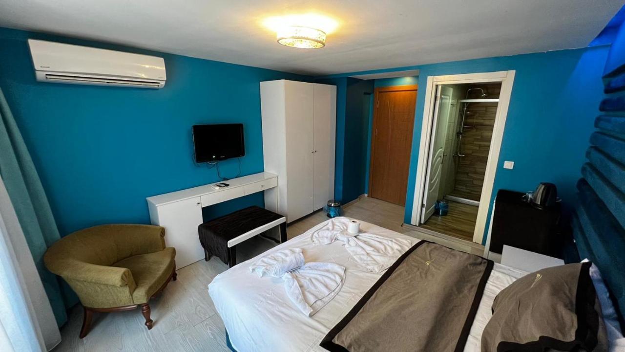 Moon Blue Hotel อิสตันบูล ภายนอก รูปภาพ