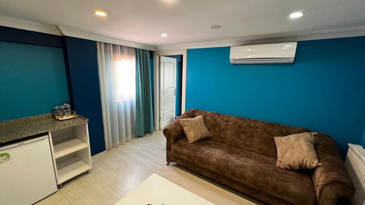 Moon Blue Hotel อิสตันบูล ภายนอก รูปภาพ
